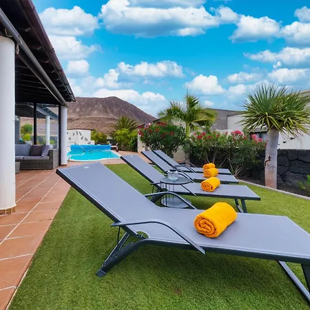 Endless Summer - Private Pool And Bbq By Lanzarote Vacation Homes Playa Blanca (Lanzarote)